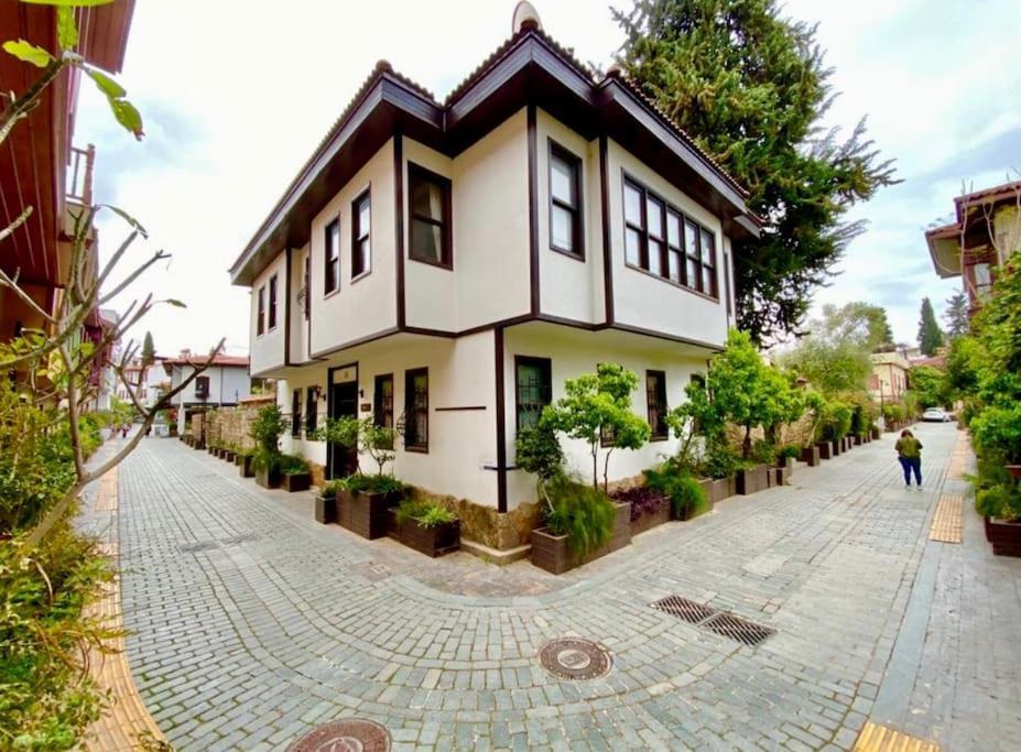 Oldtown Family Fisher Suit With 3 Bedrooms Apartment *